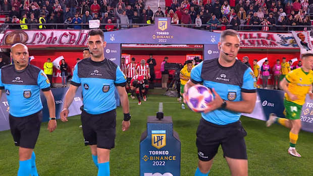 Liga Argentina: Estudiantes 1-2 Defensa y Justicia